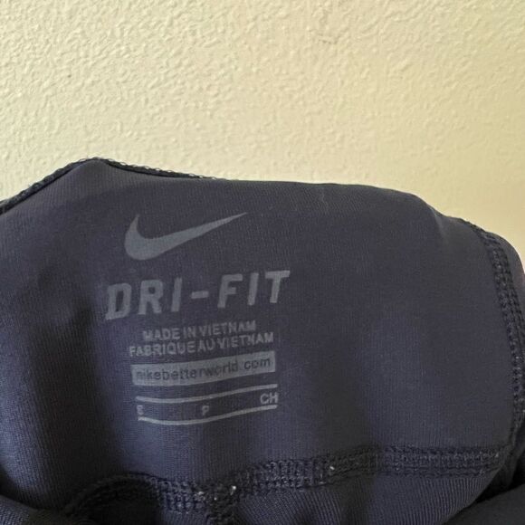 Womens Nike Pants S Small Navy Blue Athletic Gym Workout Capri S/P - Picture 5 of 5